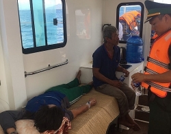 5 ngư dân ngộ độc trên biển, 1 người tử vong sau khi ăn cá vừa đánh bắt được