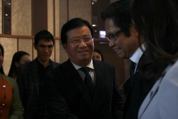 Phó Thủ tướng Trịnh Đình Dũng khẳng định Chính phủ luôn đồng hành cùng doanh nghiệp