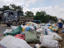 Quảng Nam "mở đường" cho xe rác sau 3 tháng ứ đọng