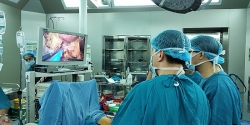 Bệnh viện Ung bướu Đà Nẵng phẫu thuật thành công nội soi cắt gan