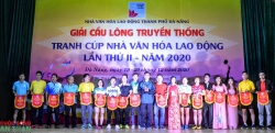 Sôi nổi giải cầu lông tranh cup Nhà Văn hóa lao động Đà Nẵng