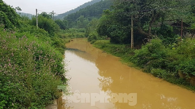 dau thai khet let tai dau nguon cung nuoc song da