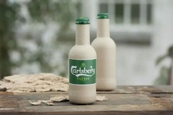 Hãng bia Carlsberg Chế tạo thành công vỏ chai bia bằng giấy