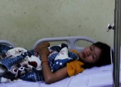Công nhân ngộ độc kiểm tra sức khỏe đợt cuối tại Bệnh viện Hữu nghị Việt Tiệp