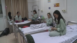 Người dân phường Hạ Đình đang điều trị ở bệnh viện đa khoa Xanh - Pôn