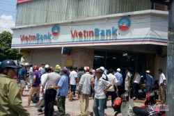 Cướp ngân hàng Vietinbank ở Hà Nội: tên cướp bị không chế tại chỗ