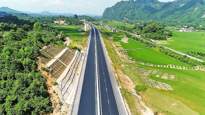 thong xe cao toc thoi gian di lai giua ha noi va lang son rut ngan gan 1 tieng