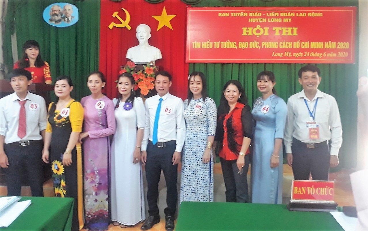 Sơ kết 5 năm “Đẩy mạnh học tập và làm theo tư tưởng, đạo đức, phong cách Hồ Chí Minh”