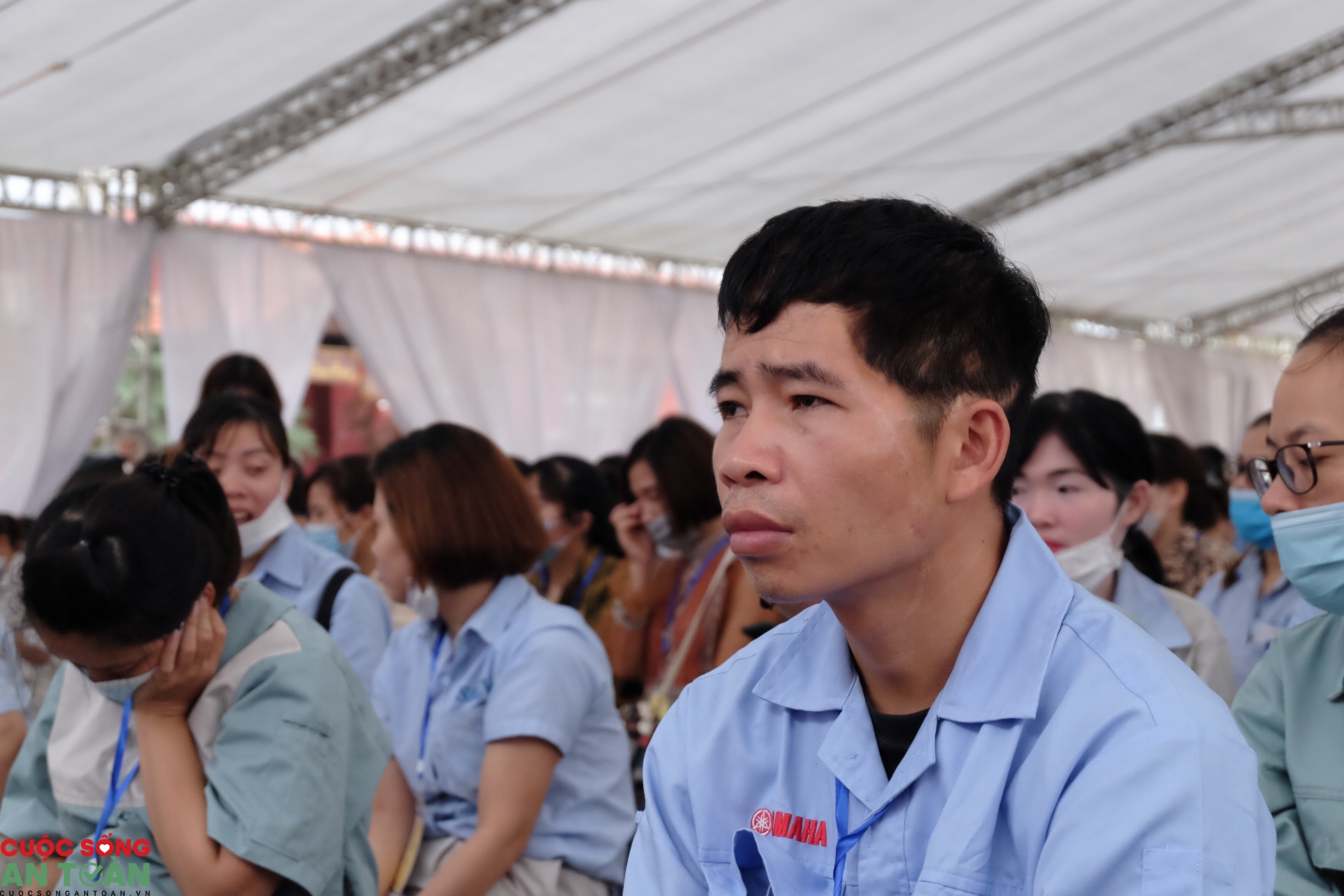 Hơn 1.000 công nhân lao động Thủ đô tham dự Tháng Công nhân