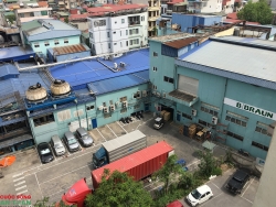 Hà Nội: Cư dân chung cư GP Invest khốn khổ khi có cửa sổ mà không dám mở