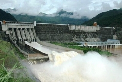Hồ thuỷ điện ở Đắk Nông bị kẹt cửa van, khẩn cấp di dân ra vùng an toàn
