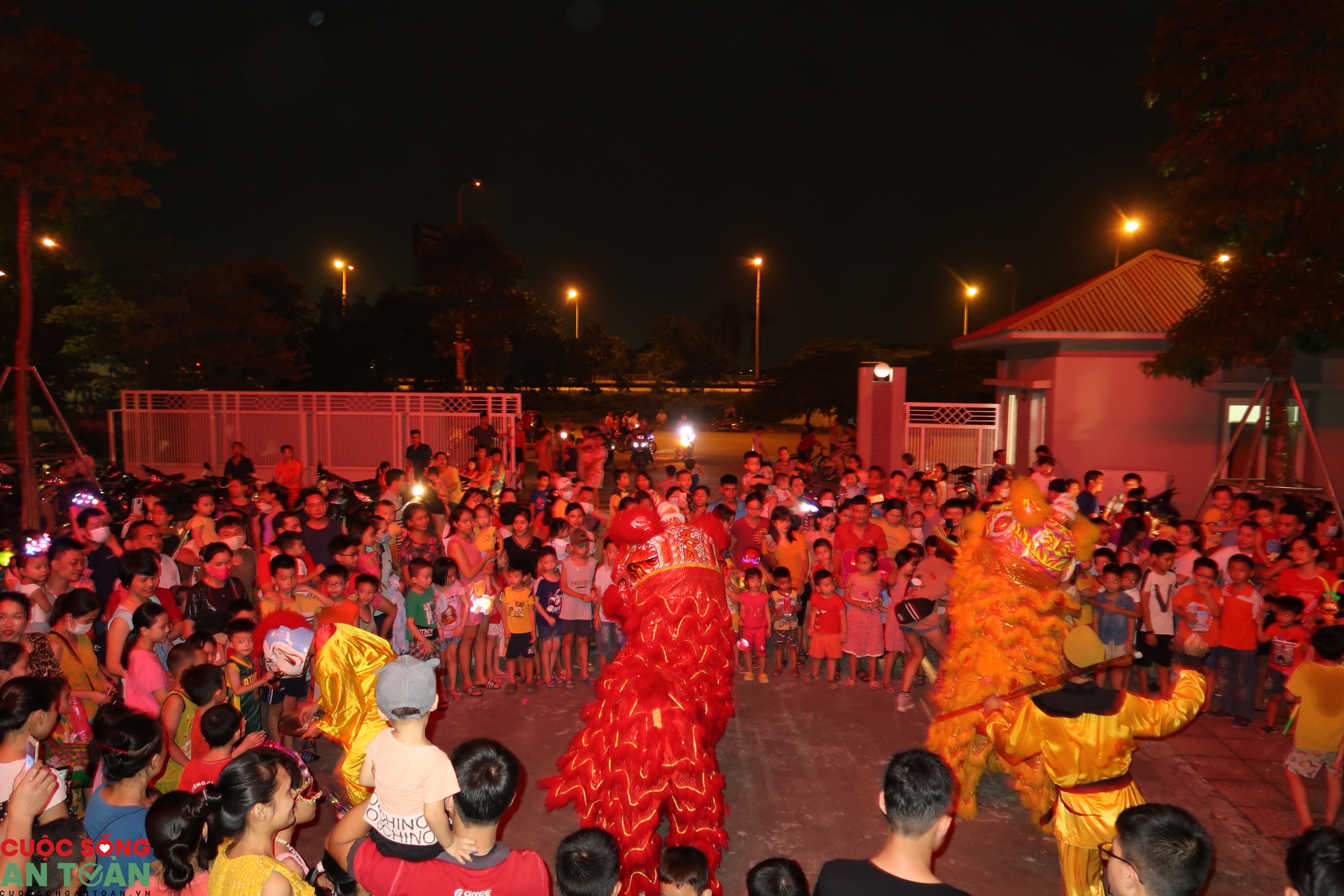 Hà Nội: Đón Tết Trung thu tại thôn Bầu, nơi có hơn 9.000 công nhân ở trọ