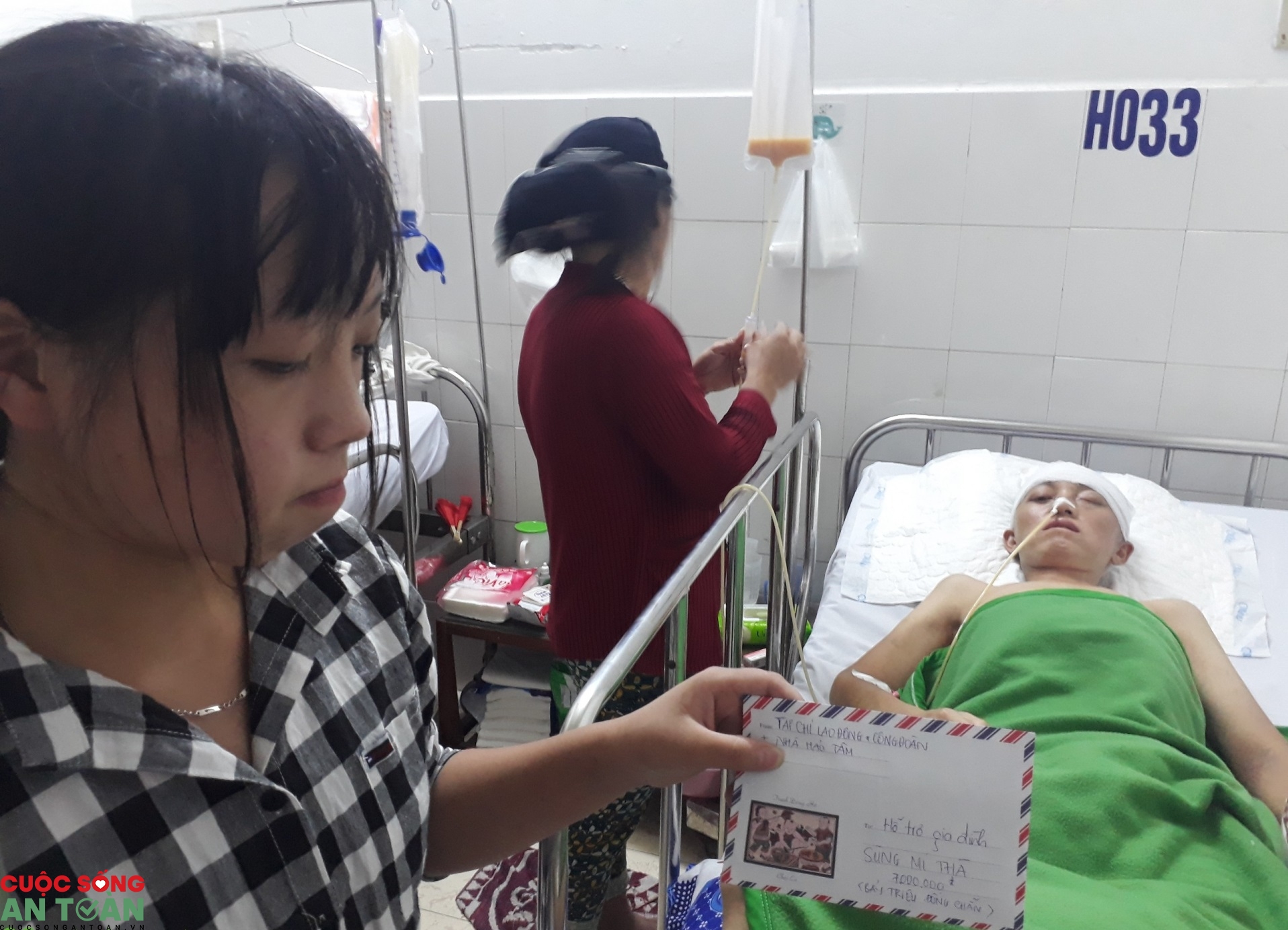Hành trình đổi đời của cô bé người H'Mông Sùng Thị Giàng