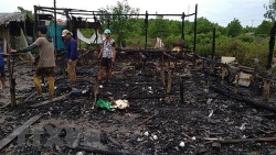 Hỏa hoạn thiêu rụi một căn nhà, 7 đứa trẻ may mắn thoát nạn