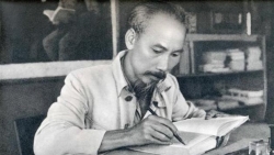 Nhà báo Hồ Chí Minh