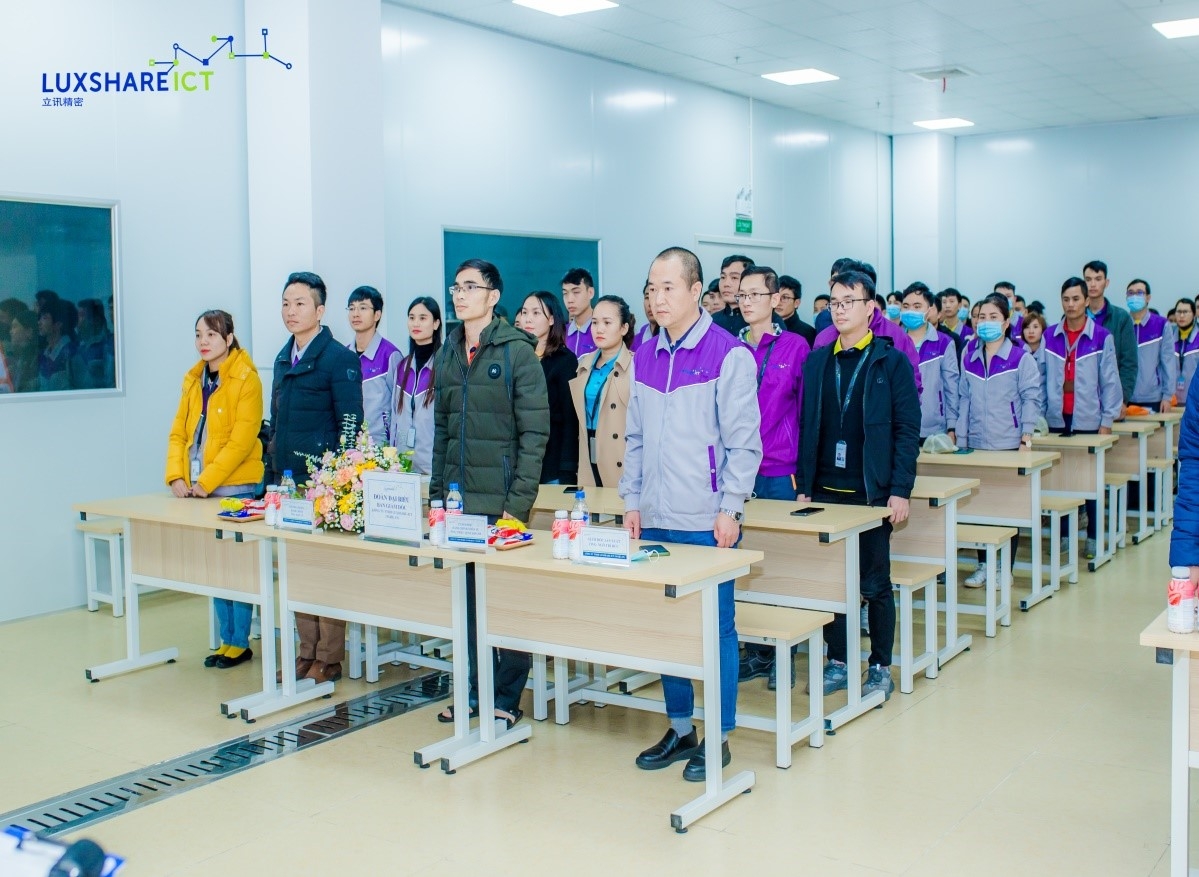 1.400 người lao động Công ty TNHH Luxshare - ICT Nghệ An xin gia nhập tổ chức Công đoàn