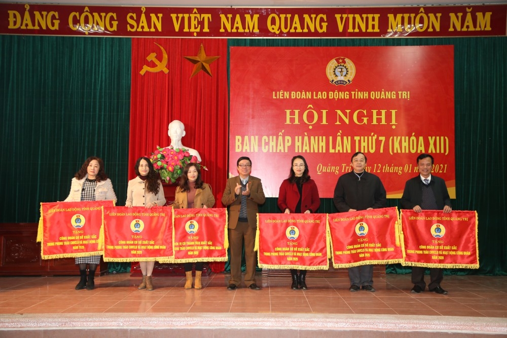 LĐLĐ tỉnh Quảng Trị kiến nghị xây dựng nhà ở, nhà trẻ, thiết chế văn hóa cho CNLĐ