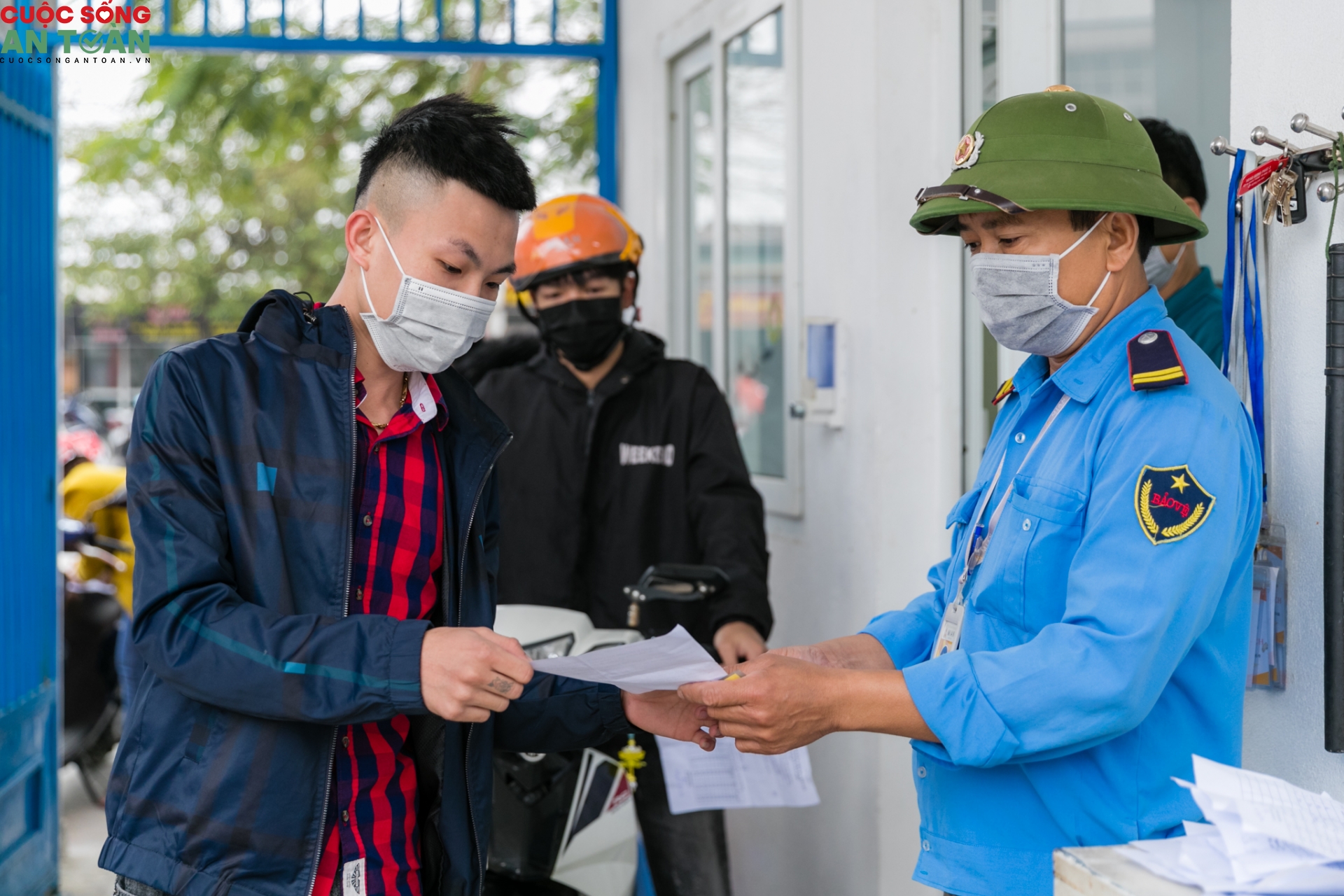 Nghệ An, Hà Tĩnh: 98% công nhân lao động tại các KKT đi làm trở lại