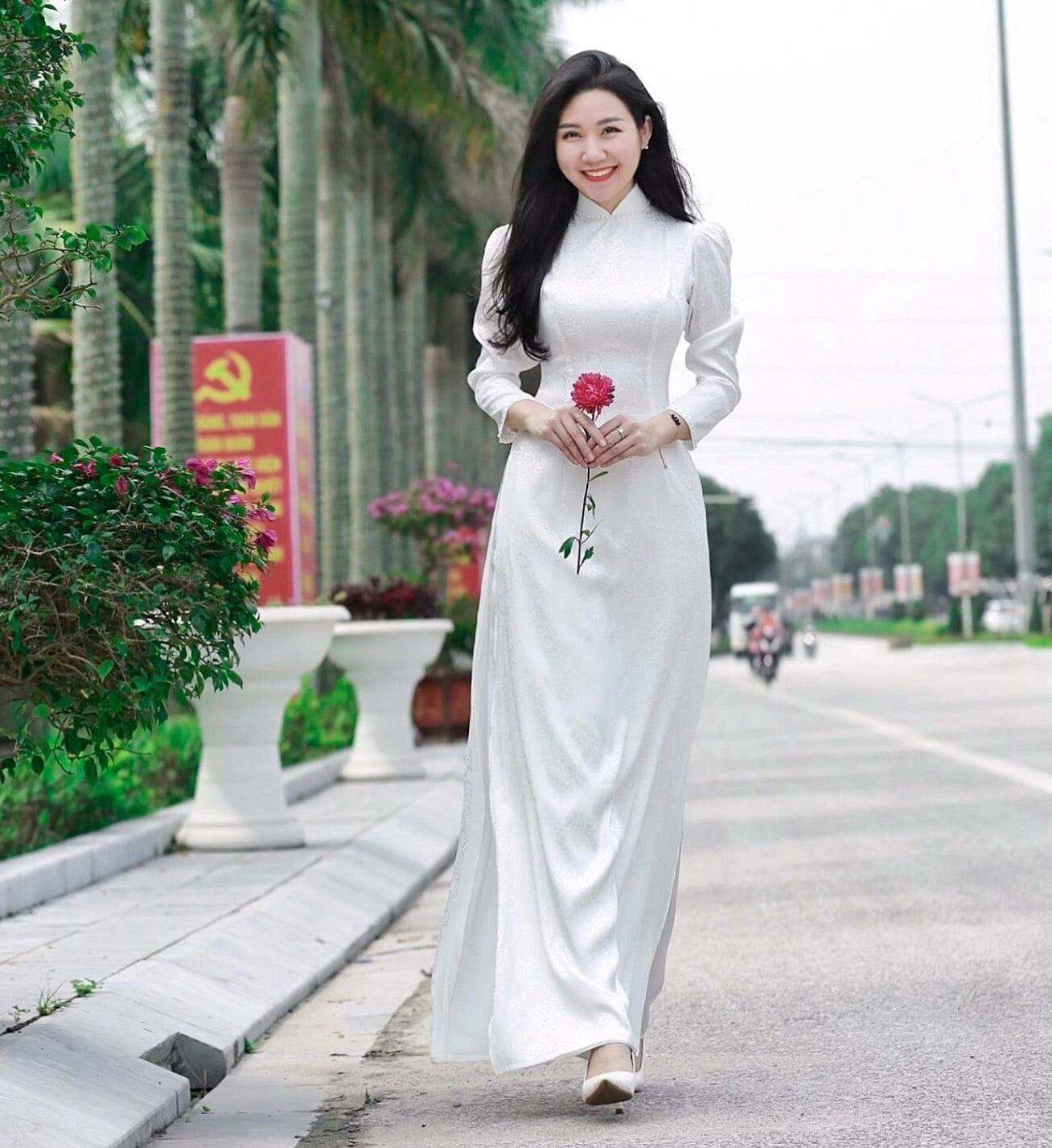Nữ CCVCLĐ Công đoàn Viên chức Nghệ An hưởng ứng sôi nổi cuộc thi ảnh áo dài