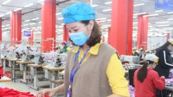 Công ty CP May Minh Anh – Kim Liên hỗ trợ hơn 1 triệu đồng/tháng cho người lao động
