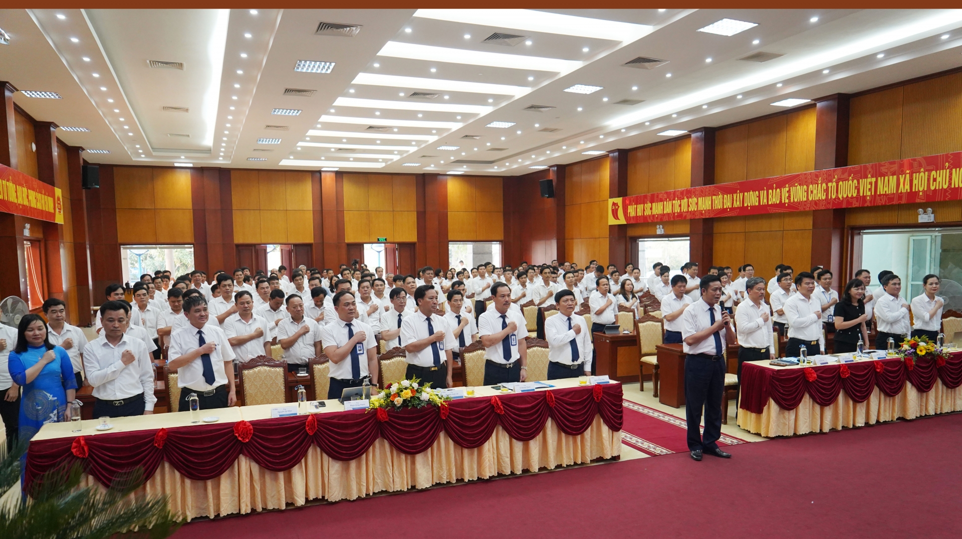 Công ty Điện lực Nghệ An tổ chức Hội nghị người lao động năm 2021