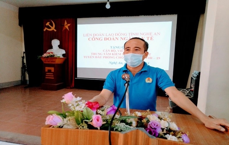 Nghệ An: Công đoàn đồng hành cùng cán bộ y tế tuyến đầu phòng chống Covid-19