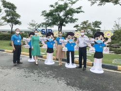 Công đoàn KKT Đông Nam Nghệ An tặng máy sát khuẩn tay tự động cho công đoàn cơ sở