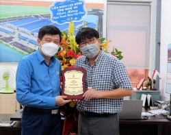 LĐLĐ tỉnh Nghệ An chúc mừng các doanh nghiệp nhân Ngày Doanh nhân Việt Nam