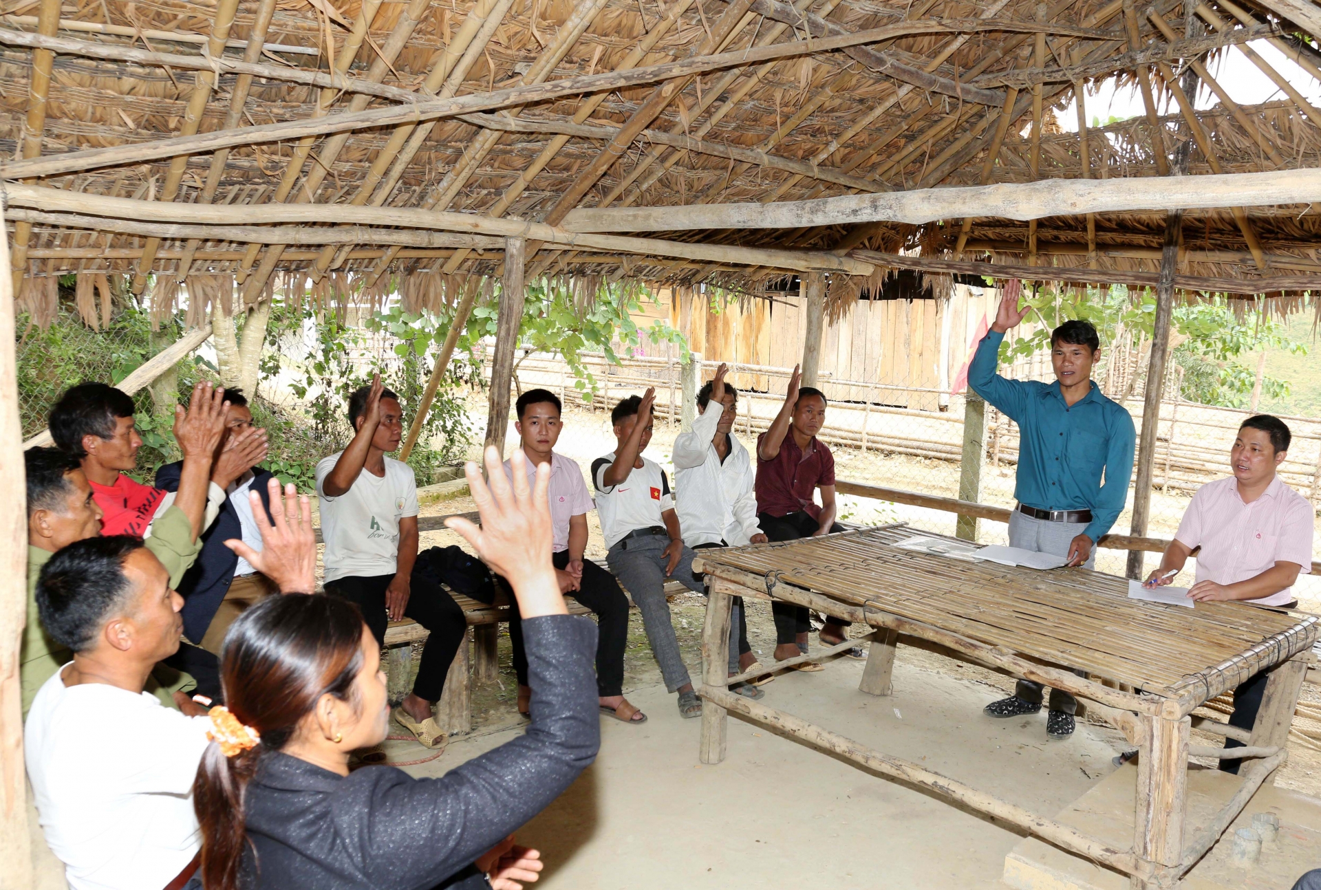 Về nơi “ba không, một có”