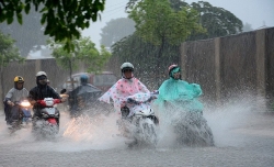 Tuần tới tiếp tục mưa dông cả nước, Biển Đông có thể xuất hiện thêm áp thấp nhiệt đới