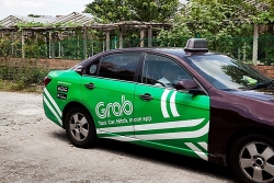 Bộ GTVT vẫn muốn xe taxi công nghệ phải đeo "mào" để dễ quản lý