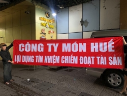 mon hue dong cua nhan vien nha cung cap dang dieu dung the nao