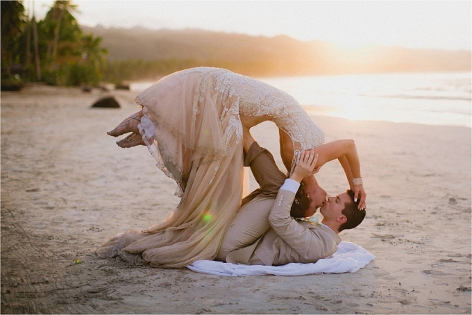 Tập Yoga đôi là một cách tuyệt vời để nâng cao cả sự linh hoạt và sự tương tác giữa bạn và người ấy. Hãy xem hình ảnh để tìm hiểu thêm về các bài tập yoga đôi và làm mới tình yêu của bạn.