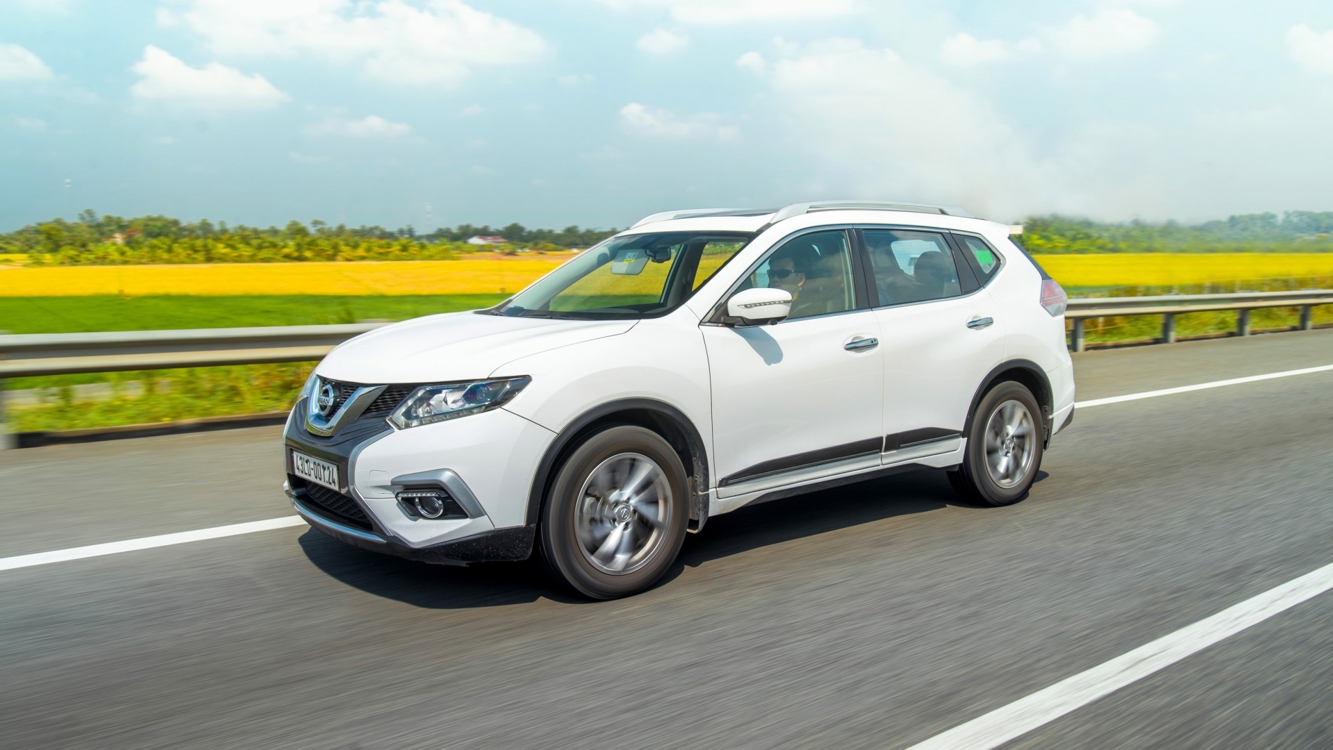 Những công nghệ thú vị trên mẫu Crossover 5+2 Nissan X-Trail