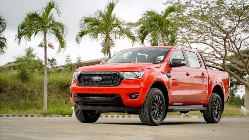 Cận cảnh Ford Ranger 2020 phiên bản máy dầu 2.2L