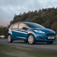 Ford Fiesta bị triệu hồi do lỗi chốt cửa có thể bị nứt khi nhiệt độ quá nóng