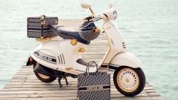 Xe tay ga Vespa 946 Christian Dior: Sự kết hợp của 2 thương hiệu huyền thoại
