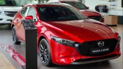 Cận cảnh Mazda3 phiên bản kỷ niệm 100 năm tại Việt Nam