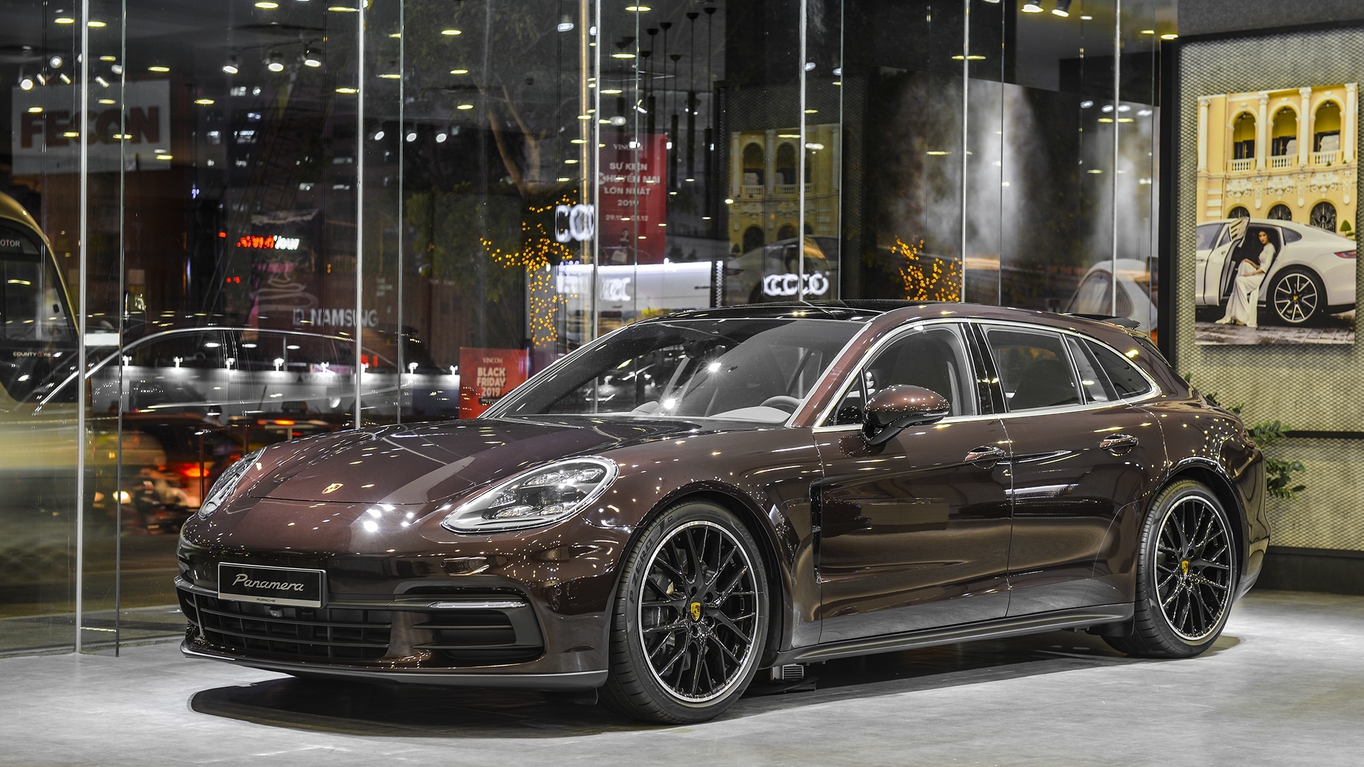 Porsche Panamera 4 Sport Turismo - Của hiếm có khó tìm tại Việt Nam