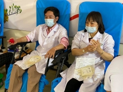 Y, bác sĩ Nghệ An hào hứng hiến máu 'cứu người' giữa mùa dịch Covid-19