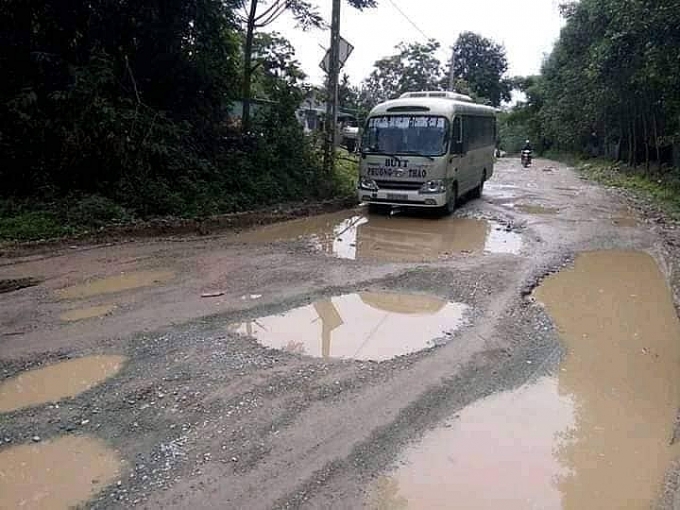 que ngheo khon kho vi duong huyet mach chi chit o voi xe buyt cung danh bo tuyen