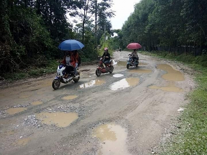 que ngheo khon kho vi duong huyet mach chi chit o voi xe buyt cung danh bo tuyen