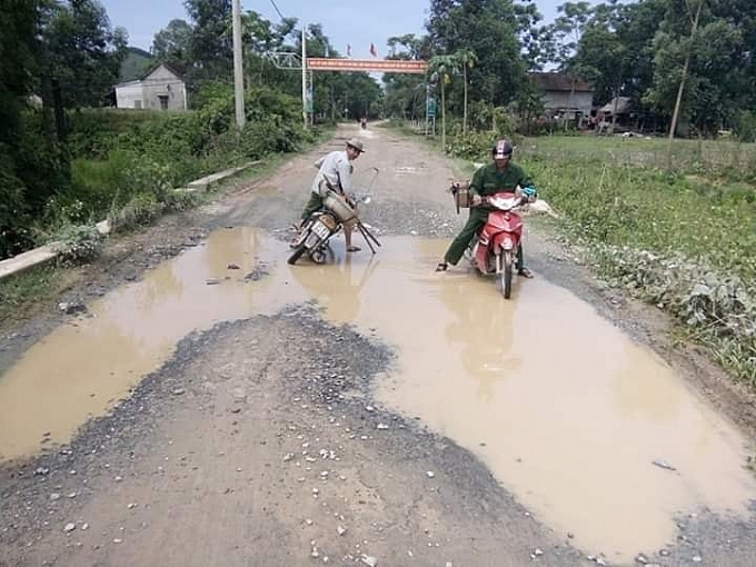 que ngheo khon kho vi duong huyet mach chi chit o voi xe buyt cung danh bo tuyen