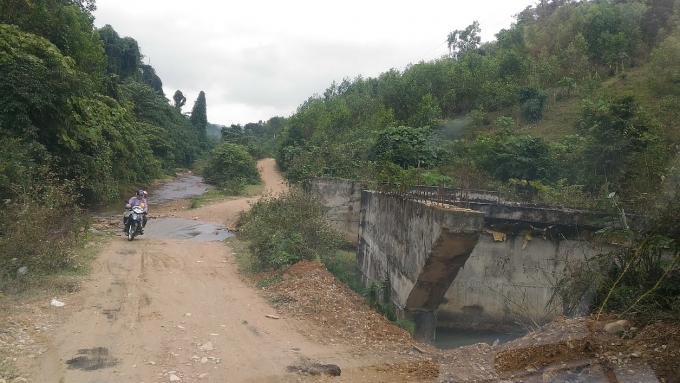 sau gan 15 nam nguoi dan khon kho vi du an duong tram ty van do dang