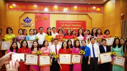 24 nhà giáo ở Nghệ An nhận giải thưởng Quỹ phát triển tài năng giáo dục