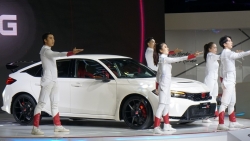 Honda Việt Nam chiếm trọn spotlight với huyền thoại Civic Type R