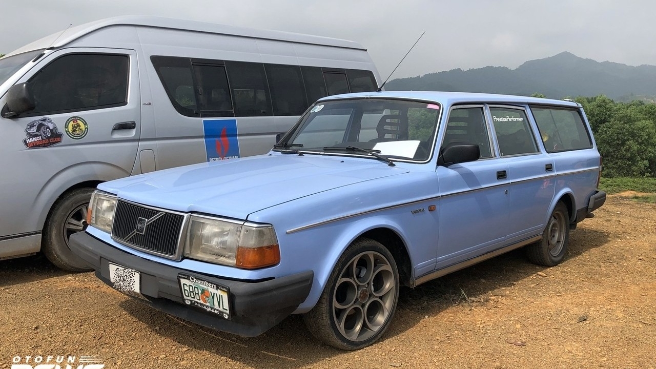 Hàng hiếm Volvo 240GL wagon hơn 40 năm tuổi tại Việt Nam