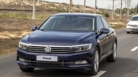 Volkswagen Passat giảm giá "khủng" lên đến 200 triệu đồng