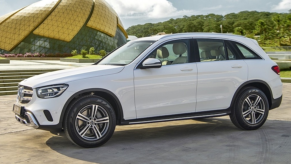 Mercedes-Benz tăng giá hàng loạt mẫu xe, cao nhất lên tới 380 triệu đồng