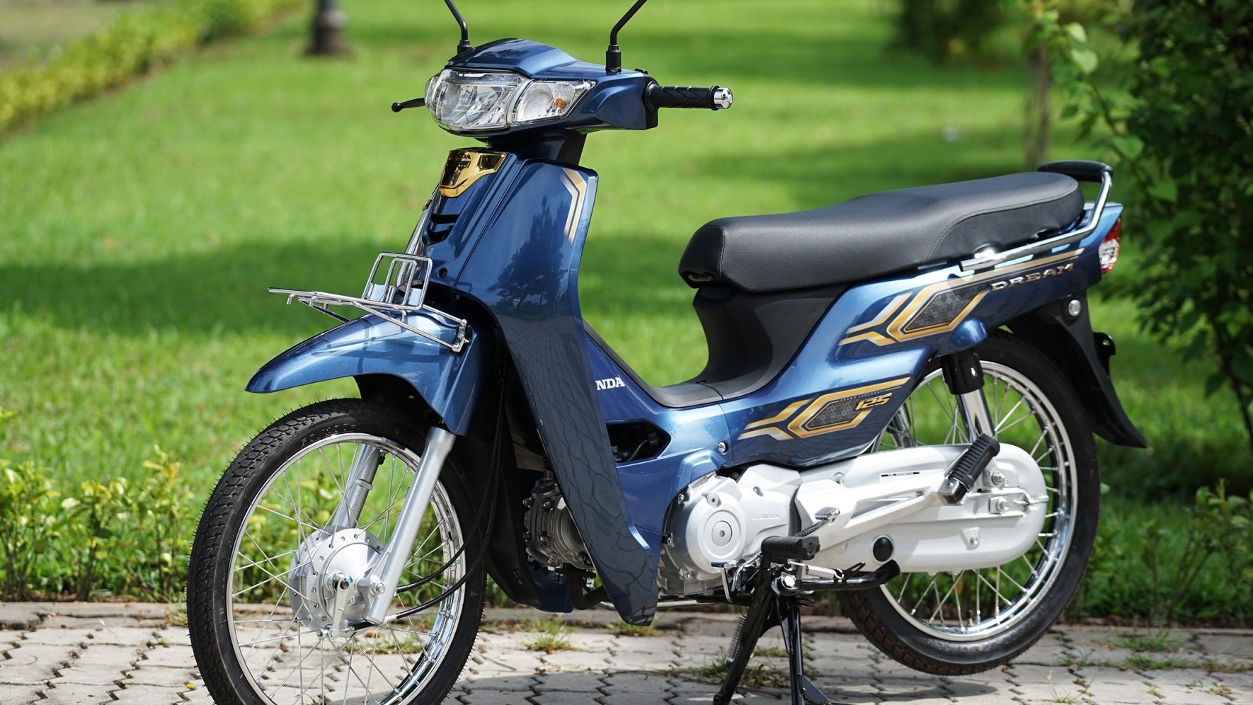 Honda Dream 2024 về Việt Nam 